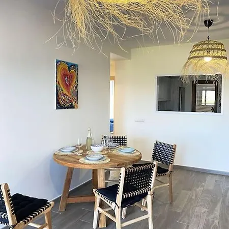 Pueblo Majorero: Luxury With Terraces, Pools & Access