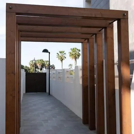 Pueblo Majorero: Luxury With Terraces, Pools & Access Apartment *